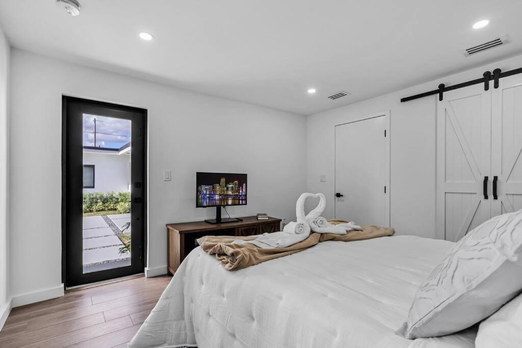 Vila Casa De Miller Tamiami Exteriér fotografie